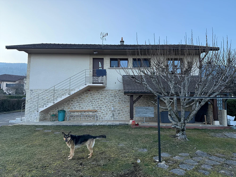 Ravalement de façade à Valserhône - imitation pierre
