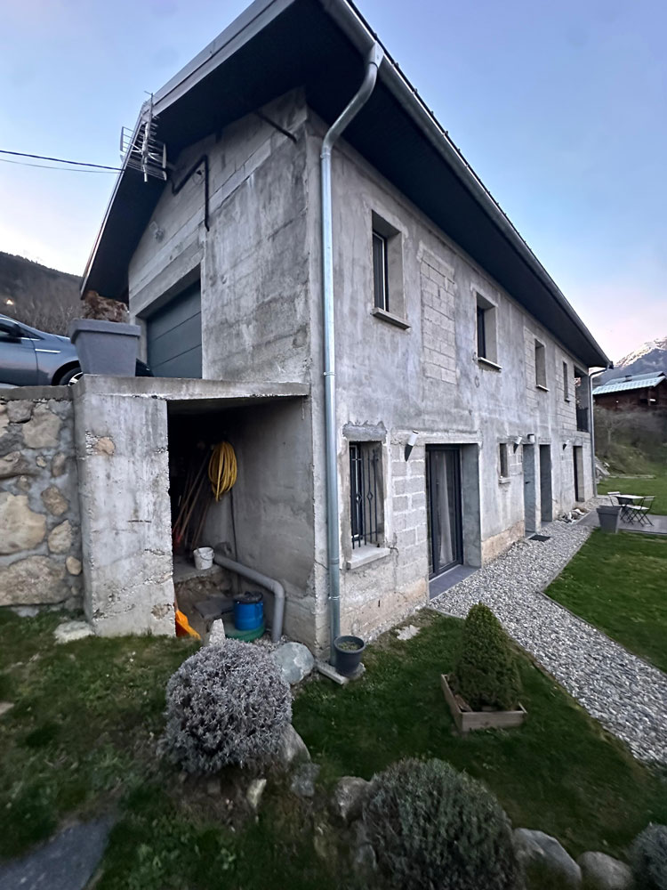 Ravalement de façade en Savoie