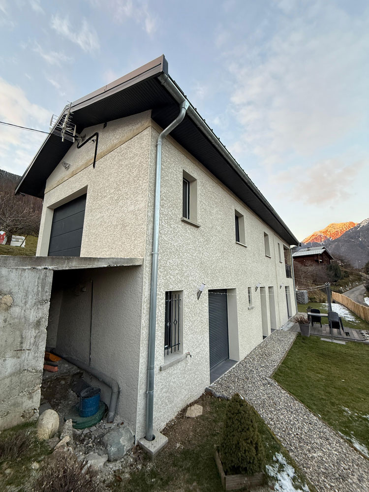 Ravalement de façade en Savoie
