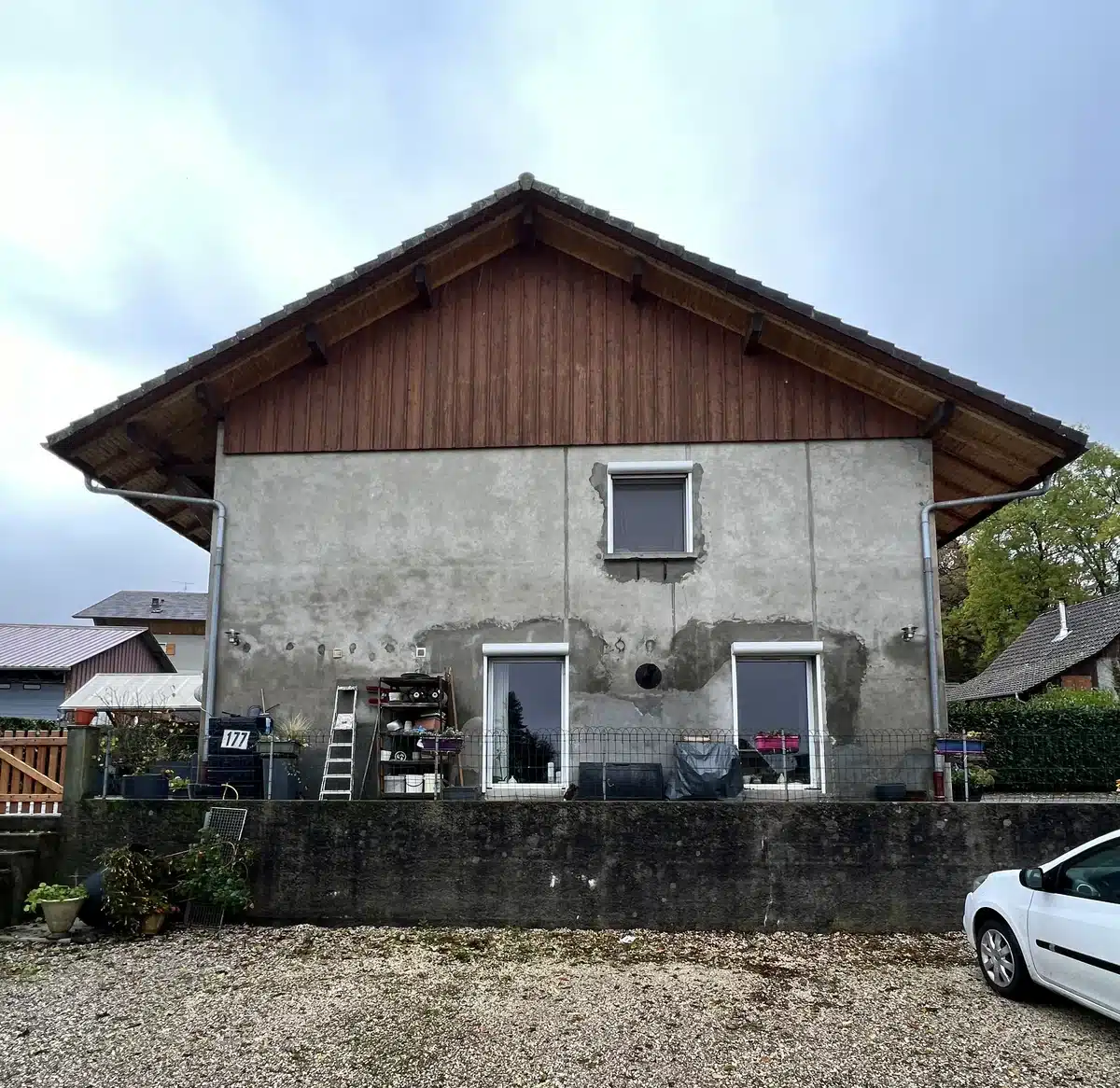 Façade arrière avant les travaux